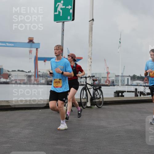 13.09.2026 - Kiel Lauf Andreas Tolksdorf http://msf.ph/oto/10459535 13.09.2026 12:00:34 Kiellinie 41, 38, 7336, 38, 4428, 9753 meine-sportfotos.de