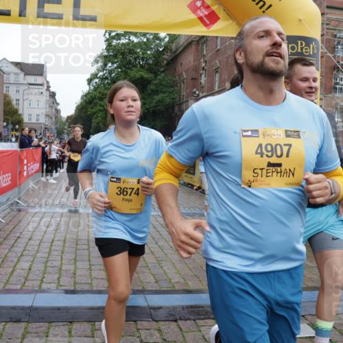 13.09.2026 - Kiel Lauf Yannick Fuchs http://msf.ph/oto/10459556 13.09.2026 09:51:37 Ziel 714, 840, 3674, 4615, 4822, 4907, 5595, 6057, 6648, 7622, 8097, 9833, 11173, 11233, 11494, 11552, 12107, 232, 940, 956, 1776, 2056, 2466, 2483, 2777, 3089, 4217, 4615, 5445, 5731, 5913, 6009, 6363, 6923, 7528, 8150, 10626, 11047, 11143, 11552, 11852, 11997, 803, 1100, 1309, 1967, 1999, 2002, 4230, 6188, 7007, 7302, 9829, 10048, 11834, 12630, 249, 468, 764, 1373, 1776, 1949, 2056, 3723, 6115, 6118, 6138, 6794, 7528, 9551 meine-sportfotos.de