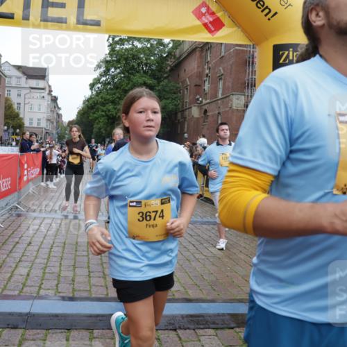 13.09.2026 - Kiel Lauf Yannick Fuchs http://msf.ph/oto/10459562 13.09.2026 09:51:37 Ziel 714, 840, 3674, 4615, 4822, 4907, 5595, 6057, 6648, 7622, 8097, 9833, 11173, 11233, 11494, 11552, 12107, 232, 940, 956, 1776, 2056, 2466, 2483, 2777, 3089, 4217, 4615, 5445, 5731, 5913, 6009, 6363, 6923, 7528, 8150, 10626, 11047, 11143, 11552, 11852, 11997, 803, 1100, 1309, 1967, 1999, 2002, 4230, 6188, 7007, 7302, 9829, 10048, 11834, 12630, 249, 468, 764, 1373, 1776, 1949, 2056, 3723, 6115, 6118, 6138, 6794, 7528, 9551 meine-sportfotos.de