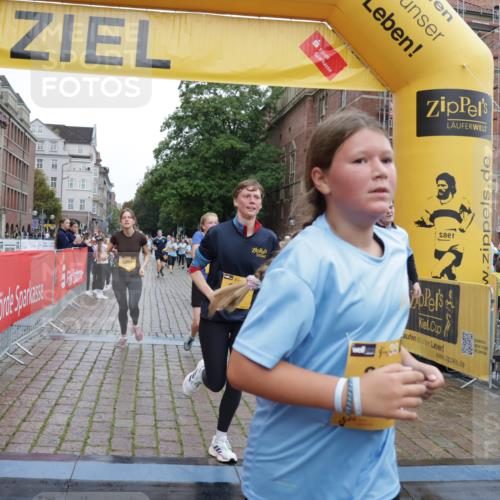 13.09.2026 - Kiel Lauf Yannick Fuchs http://msf.ph/oto/10459569 13.09.2026 09:51:38 Ziel 714, 840, 3674, 4822, 4907, 5595, 6057, 6188, 6648, 7622, 8097, 9829, 9833, 11173, 11233, 11494, 12107, 232, 940, 956, 2056, 2466, 2483, 2777, 3089, 4217, 4615, 5445, 5731, 5913, 6009, 6363, 6923, 8150, 10626, 11143, 11552, 11852, 11997, 803, 1100, 1309, 1967, 1999, 2002, 4230, 7007, 7302, 10048, 11832, 11834, 12630, 249, 468, 764, 1373, 1776, 2056, 3723, 5445, 6115, 6118, 6794, 7528, 9551 meine-sportfotos.de