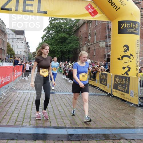 13.09.2026 - Kiel Lauf Yannick Fuchs http://msf.ph/oto/10459625 13.09.2026 09:51:39 Ziel 714, 840, 1967, 1999, 2002, 3674, 4822, 4907, 5595, 6057, 6188, 6648, 7622, 8097, 9829, 9833, 11173, 11233, 11494, 12107, 232, 940, 956, 2466, 2483, 2777, 3089, 4217, 4615, 5445, 5731, 5913, 6009, 6363, 6923, 8150, 10626, 11143, 11233, 11494, 11552, 11852, 11997, 803, 1100, 1309, 4230, 7007, 7302, 10048, 11445, 11832, 11834, 12630, 249, 468, 764, 1776, 2056, 3723, 5445, 6115, 6118, 6794, 6923, 7528 meine-sportfotos.de
