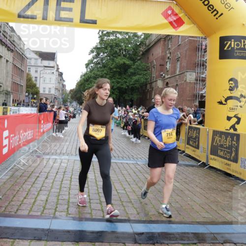 13.09.2026 - Kiel Lauf Yannick Fuchs http://msf.ph/oto/10459633 13.09.2026 09:51:39 Ziel 714, 840, 1967, 1999, 2002, 3674, 4822, 4907, 5595, 6057, 6188, 6648, 7622, 8097, 9829, 9833, 11173, 11233, 11494, 12107, 232, 940, 956, 2466, 2483, 2777, 3089, 4217, 4615, 5445, 5731, 5913, 6009, 6363, 6923, 8150, 10626, 11143, 11233, 11494, 11552, 11852, 11997, 803, 1100, 1309, 4230, 7007, 7302, 10048, 11445, 11832, 11834, 12630, 249, 468, 764, 1776, 2056, 3723, 5445, 6115, 6118, 6794, 6923, 7528 meine-sportfotos.de