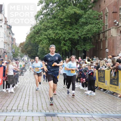 13.09.2026 - Kiel Lauf Yannick Fuchs http://msf.ph/oto/10459700 13.09.2026 09:51:44 Ziel 714, 1309, 1967, 1999, 2002, 5595, 6188, 7302, 7622, 8097, 9829, 9833, 11173, 12107, 714, 840, 940, 956, 2466, 2483, 3089, 3674, 4217, 4615, 4822, 4907, 5731, 5913, 6009, 6057, 6363, 6648, 8097, 8150, 11143, 11233, 11494, 11552, 11852, 11997, 12107, 803, 896, 1100, 1899, 4132, 4230, 7007, 8729, 9616, 10048, 11300, 11444, 11445, 11832, 11834, 12630, 232, 1776, 2056, 2777, 5445, 6009, 6923, 7528, 10626 meine-sportfotos.de