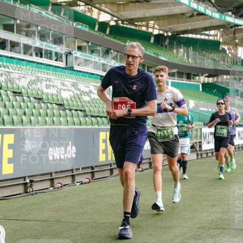 13.09.2026 - 21. swb-Marathon Bremen Michael Burmester http://msf.ph/oto/10459709 13.09.2026 12:54:42 Laufen im Stadion 145, 161, 189, 201, 205, 313, 376, 385, 388, 461, 472, 481, 495, 541, 560, 615, 616, 666, 675, 696, 740, 816, 827, 982, 1053, 1076, 1197, 1207, 1390, 1419, 1433, 1445, 1468, 1551, 1599, 1631, 1658, 1664, 1707, 1814, 2055, 2125, 2234, 2251, 2280, 2319, 2362, 2383, 2390, 2401, 2422, 2454, 2474, 2499, 2623, 2701, 2733, 2801, 2824, 2870, 2882, 2913, 2922, 2962, 2971, 2997, 3012, 3054, 3134, 3175, 3206, 3241, 3246, 3346, 3356, 3357, 3413, 3706, 3716, 3836, 4137, 6106 meine-sportfotos.de