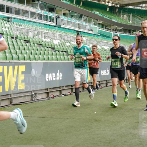 13.09.2026 - 21. swb-Marathon Bremen Michael Burmester http://msf.ph/oto/10459759 13.09.2026 12:54:44 Laufen im Stadion 145, 161, 189, 201, 205, 313, 376, 385, 388, 461, 472, 481, 495, 541, 560, 615, 616, 666, 675, 696, 740, 816, 827, 982, 1053, 1076, 1197, 1207, 1390, 1419, 1433, 1445, 1468, 1551, 1599, 1631, 1658, 1707, 1814, 2055, 2125, 2234, 2251, 2280, 2319, 2362, 2383, 2390, 2401, 2422, 2454, 2474, 2499, 2623, 2701, 2733, 2801, 2824, 2870, 2882, 2913, 2922, 2962, 2971, 2997, 3012, 3054, 3134, 3175, 3206, 3241, 3246, 3346, 3356, 3357, 3413, 3706, 3716, 3836, 4137, 6106 meine-sportfotos.de