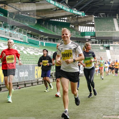 13.09.2026 - 21. swb-Marathon Bremen Michael Burmester http://msf.ph/oto/10459775 13.09.2026 10:34:04 Laufen im Stadion 10018, 10067, 10078, 10147, 10166, 10177, 10184, 10203, 10211, 10236, 10240, 10254, 10297, 10300, 10355, 10356, 10367, 10368, 10369, 10372, 10374, 10379, 10383, 10394, 10408, 10415, 10423, 10428, 10460, 10485, 10494, 10530, 10550, 10559, 10578, 10604, 10639, 10668, 10669, 10673, 10675, 10687, 10691, 10699, 10700, 10728, 10745, 10749, 10750, 10772, 10787, 10788, 10794, 10809, 10828, 10857, 10914, 10928, 11126, 11162, 11343, 11803, 11965, 10146, 10222 meine-sportfotos.de