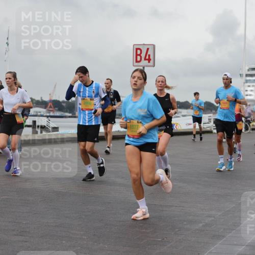 13.09.2026 - Kiel Lauf Andreas Tolksdorf http://msf.ph/oto/10459841 13.09.2026 12:00:49 Kiellinie 4, 2060, 7660, 1577 meine-sportfotos.de