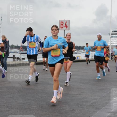 13.09.2026 - Kiel Lauf Andreas Tolksdorf http://msf.ph/oto/10459847 13.09.2026 12:00:49 Kiellinie 2060, 1577, 4, 7660 meine-sportfotos.de