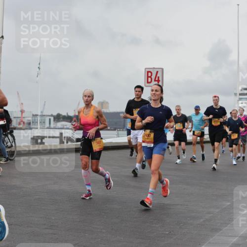 13.09.2026 - Kiel Lauf Andreas Tolksdorf http://msf.ph/oto/10459936 13.09.2026 12:00:53 Kiellinie 2413, 1, 39, 7660, 4, 367, 2400, 4123 meine-sportfotos.de