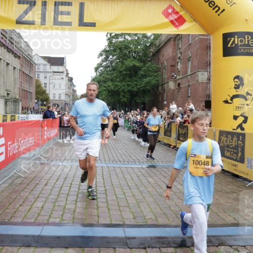 13.09.2026 - Kiel Lauf Yannick Fuchs http://msf.ph/oto/10459982 13.09.2026 09:51:59 Ziel 803, 896, 1100, 1899, 4132, 4230, 7007, 8729, 9616, 10048, 11300, 11444, 11445, 11832, 11834, 12630, 714, 840, 1309, 1967, 1999, 2002, 2483, 3674, 4615, 4822, 4907, 5595, 6057, 6188, 6648, 7302, 7622, 8097, 8150, 9829, 9833, 11143, 11173, 11233, 11494, 11552, 11997, 12107, 3476, 3832, 4166, 4666, 4883, 6471, 6625, 6867, 7347, 7494, 10371, 10620, 11130, 11580, 12068, 940, 956, 2483, 3089, 4615, 5731, 5913, 6363, 8150, 11143, 11552, 11852 meine-sportfotos.de