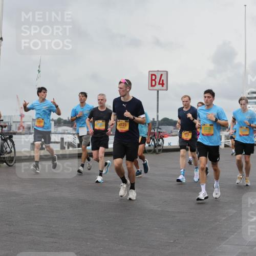 13.09.2026 - Kiel Lauf Andreas Tolksdorf http://msf.ph/oto/10459991 13.09.2026 12:00:55 Kiellinie 11681, 4123, 4, 553, 2238, 3 meine-sportfotos.de