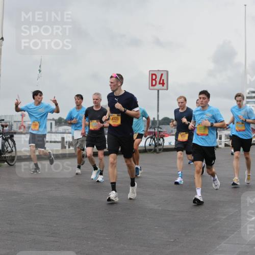 13.09.2026 - Kiel Lauf Andreas Tolksdorf http://msf.ph/oto/10459998 13.09.2026 12:00:55 Kiellinie 11681, 4123, 4, 553, 3 meine-sportfotos.de
