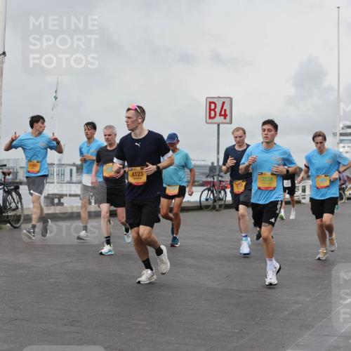 13.09.2026 - Kiel Lauf Andreas Tolksdorf http://msf.ph/oto/10460012 13.09.2026 12:00:55 Kiellinie 11681, 4123, 4, 553, 2238, 3 meine-sportfotos.de