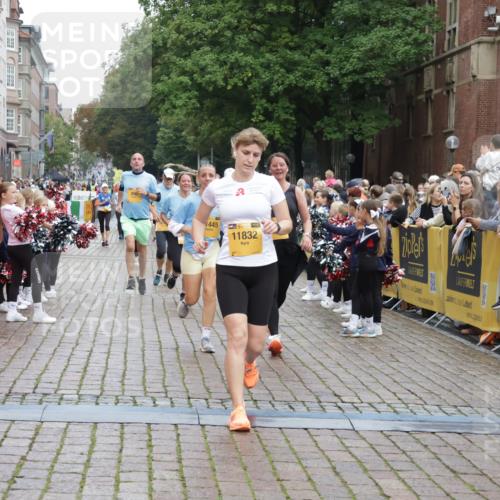 13.09.2026 - Kiel Lauf Yannick Fuchs http://msf.ph/oto/10460026 13.09.2026 09:52:01 Ziel 803, 896, 1100, 1899, 4132, 4230, 7007, 8729, 9616, 10048, 11300, 11444, 11445, 11832, 11834, 12630, 714, 803, 840, 1309, 1967, 1999, 2002, 2483, 3674, 4615, 4822, 4907, 5595, 6057, 6188, 6648, 7007, 7302, 7622, 8097, 8150, 9829, 9833, 11173, 11233, 11494, 11552, 11834, 12107, 180, 3476, 3832, 4166, 4666, 4883, 5032, 6471, 6625, 6867, 7347, 7494, 7719, 10371, 10620, 11130, 11580, 12068, 956, 2483, 3089, 4615, 5731, 5913, 6363, 8150, 11143, 11233, 11494, 11552, 11852 meine-sportfotos.de