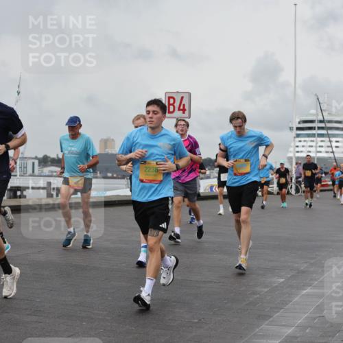 13.09.2026 - Kiel Lauf Andreas Tolksdorf http://msf.ph/oto/10460029 13.09.2026 12:00:56 Kiellinie 4123, 30, 2238, 11681, 4, 3 meine-sportfotos.de