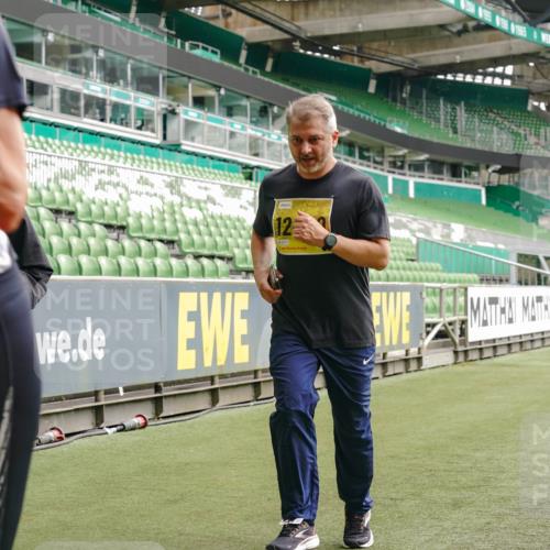 13.09.2026 - 21. swb-Marathon Bremen Michael Burmester http://msf.ph/oto/10460045 13.09.2026 10:34:07 Laufen im Stadion 10018, 10067, 10078, 10147, 10166, 10177, 10184, 10185, 10203, 10211, 10236, 10240, 10254, 10297, 10300, 10355, 10356, 10367, 10368, 10369, 10374, 10379, 10383, 10394, 10408, 10415, 10423, 10428, 10460, 10485, 10494, 10530, 10550, 10559, 10578, 10604, 10639, 10668, 10669, 10673, 10677, 10687, 10691, 10699, 10700, 10728, 10745, 10749, 10750, 10772, 10787, 10788, 10794, 10809, 10828, 10857, 10914, 10928, 11126, 11162, 11343, 11803, 11965, 10146, 10222 meine-sportfotos.de