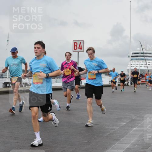 13.09.2026 - Kiel Lauf Andreas Tolksdorf http://msf.ph/oto/10460048 13.09.2026 12:00:57 Kiellinie 30, 3261, 4, 3 meine-sportfotos.de