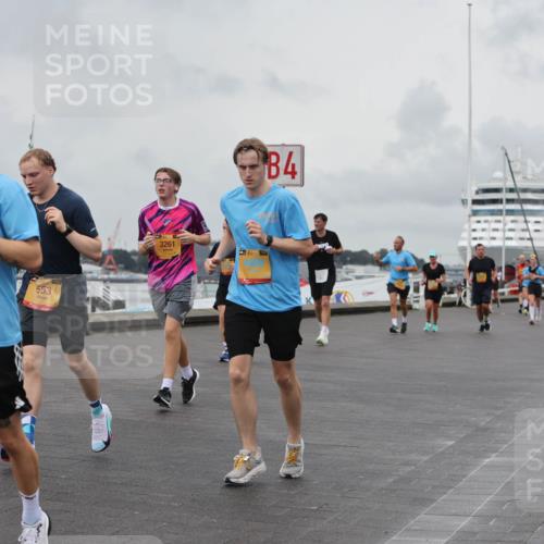 13.09.2026 - Kiel Lauf Andreas Tolksdorf http://msf.ph/oto/10460062 13.09.2026 12:00:57 Kiellinie 39, 2238, 553, 3261, 39, 4, 3 meine-sportfotos.de