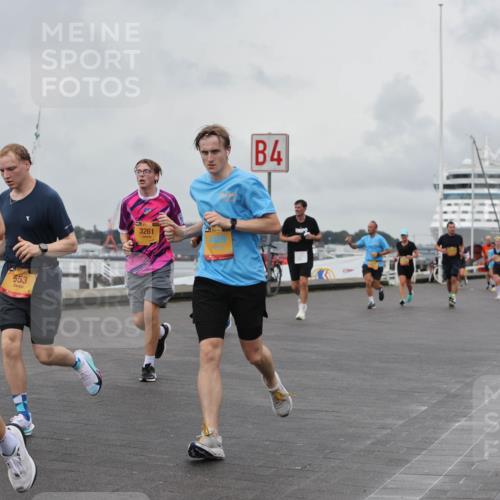 13.09.2026 - Kiel Lauf Andreas Tolksdorf http://msf.ph/oto/10460064 13.09.2026 12:00:57 Kiellinie 4 meine-sportfotos.de
