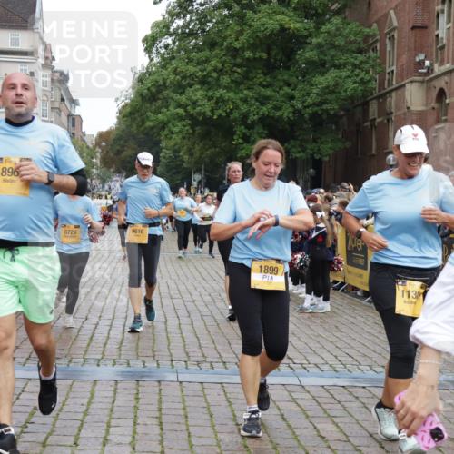13.09.2026 - Kiel Lauf Yannick Fuchs http://msf.ph/oto/10460086 13.09.2026 09:52:05 Ziel 896, 1100, 1899, 4132, 4883, 6471, 6625, 8729, 9616, 11300, 11444, 11445, 11580, 11832, 12630, 714, 803, 840, 1309, 1967, 1999, 2002, 3674, 4230, 4822, 4907, 5595, 6057, 6188, 6648, 7007, 7302, 7622, 8097, 9829, 9833, 10048, 11173, 11834, 12107, 12630, 180, 2157, 2924, 3476, 3832, 4166, 4666, 5032, 6867, 7347, 7494, 7719, 8992, 10371, 10620, 10746, 11130, 12068, 840, 2483, 3089, 3674, 4615, 4822, 4907, 5913, 6057, 6648, 8150, 11143, 11233, 11494, 11552 meine-sportfotos.de