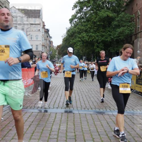 13.09.2026 - Kiel Lauf Yannick Fuchs http://msf.ph/oto/10460096 13.09.2026 09:52:06 Ziel 896, 1100, 1899, 4132, 4166, 4883, 6471, 6625, 8729, 9616, 11300, 11444, 11445, 11580, 11832, 12068, 714, 803, 840, 1100, 1309, 1967, 1999, 2002, 3674, 4230, 4822, 4907, 5595, 6057, 6188, 6648, 7007, 7302, 7622, 8097, 9829, 9833, 10048, 11173, 11834, 12107, 12630, 180, 2157, 2924, 3476, 3832, 4666, 5032, 6679, 6867, 7347, 7494, 7719, 8992, 10371, 10620, 10746, 11130, 714, 840, 2483, 3674, 4615, 4822, 4907, 6057, 6648, 8097, 8150, 11143, 11233, 11494, 11552, 12107 meine-sportfotos.de
