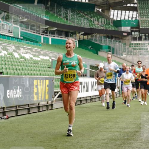 13.09.2026 - 21. swb-Marathon Bremen Michael Burmester http://msf.ph/oto/10460161 13.09.2026 10:34:10 Laufen im Stadion 10018, 10067, 10078, 10147, 10157, 10166, 10177, 10184, 10185, 10203, 10211, 10236, 10240, 10254, 10297, 10300, 10355, 10356, 10367, 10368, 10369, 10374, 10379, 10383, 10394, 10408, 10415, 10423, 10428, 10460, 10485, 10494, 10530, 10559, 10578, 10604, 10639, 10668, 10669, 10673, 10677, 10687, 10691, 10699, 10700, 10728, 10745, 10749, 10750, 10772, 10787, 10788, 10794, 10809, 10828, 10857, 10914, 10928, 11126, 11162, 11343, 11803, 11965, 10146, 10222 meine-sportfotos.de