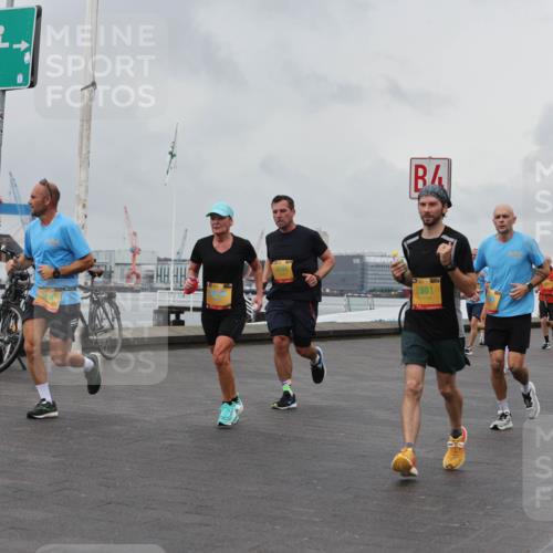 13.09.2026 - Kiel Lauf Andreas Tolksdorf http://msf.ph/oto/10460172 13.09.2026 12:01:04 Kiellinie 4544, 4, 34, 2881, 711 meine-sportfotos.de