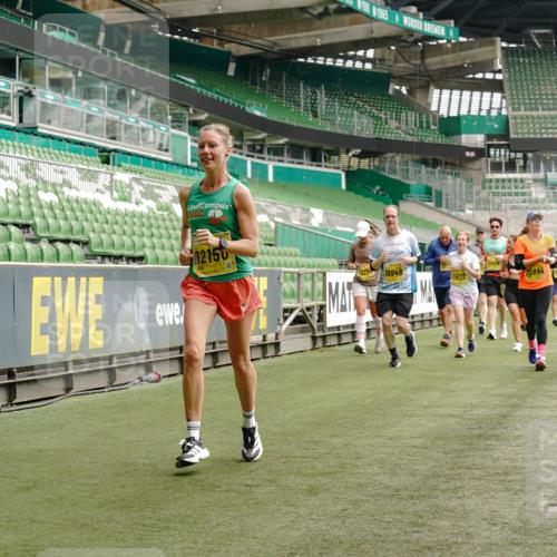 13.09.2026 - 21. swb-Marathon Bremen Michael Burmester http://msf.ph/oto/10460193 13.09.2026 10:34:11 Laufen im Stadion 10018, 10067, 10078, 10147, 10157, 10166, 10177, 10184, 10185, 10203, 10211, 10236, 10240, 10254, 10297, 10300, 10355, 10356, 10367, 10368, 10369, 10374, 10379, 10383, 10394, 10408, 10415, 10423, 10428, 10460, 10485, 10494, 10530, 10559, 10578, 10604, 10639, 10668, 10669, 10673, 10677, 10687, 10691, 10699, 10700, 10728, 10745, 10749, 10750, 10772, 10787, 10788, 10794, 10809, 10828, 10857, 10914, 10928, 11126, 11162, 11343, 11803, 11965, 10146, 10222 meine-sportfotos.de