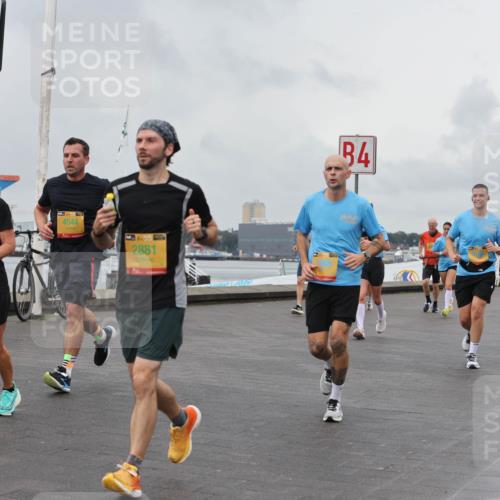 13.09.2026 - Kiel Lauf Andreas Tolksdorf http://msf.ph/oto/10460223 13.09.2026 12:01:05 Kiellinie 4544, 2881, 34 meine-sportfotos.de