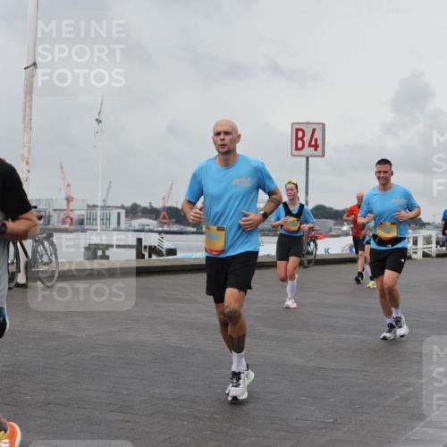 13.09.2026 - Kiel Lauf Andreas Tolksdorf http://msf.ph/oto/10460232 13.09.2026 12:01:06 Kiellinie 2881, 4 meine-sportfotos.de