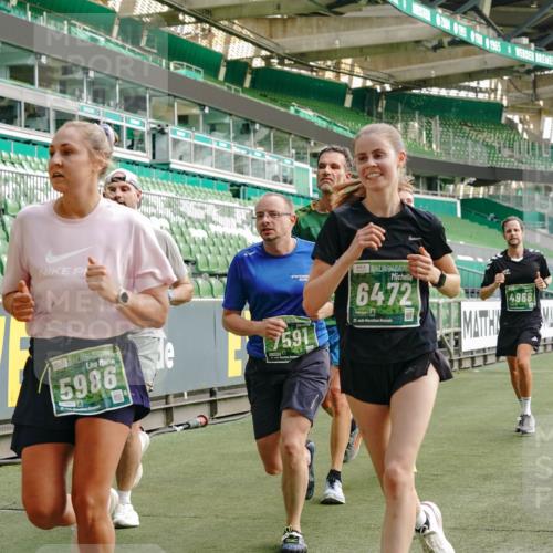 13.09.2026 - 21. swb-Marathon Bremen Michael Burmester http://msf.ph/oto/10460239 13.09.2026 12:54:51 Laufen im Stadion 161, 189, 201, 205, 313, 376, 385, 388, 461, 472, 481, 495, 541, 560, 615, 616, 666, 675, 696, 740, 816, 827, 913, 982, 1053, 1058, 1076, 1197, 1207, 1390, 1419, 1468, 1551, 1599, 1631, 1645, 1658, 1707, 1814, 2055, 2125, 2234, 2251, 2280, 2319, 2362, 2383, 2390, 2422, 2454, 2474, 2499, 2623, 2701, 2733, 2801, 2824, 2870, 2882, 2913, 2922, 2962, 2971, 2997, 3012, 3054, 3057, 3134, 3175, 3192, 3206, 3241, 3246, 3346, 3356, 3357, 3413, 3706, 3716, 3836, 4137, 5530, 6106 meine-sportfotos.de