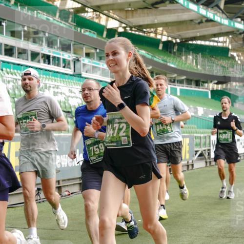 13.09.2026 - 21. swb-Marathon Bremen Michael Burmester http://msf.ph/oto/10460269 13.09.2026 12:54:51 Laufen im Stadion 161, 189, 201, 205, 313, 376, 385, 388, 461, 472, 481, 495, 541, 560, 615, 616, 666, 675, 696, 740, 816, 827, 913, 982, 1053, 1058, 1076, 1197, 1207, 1390, 1419, 1468, 1551, 1599, 1631, 1645, 1658, 1707, 1814, 2055, 2125, 2234, 2251, 2280, 2319, 2362, 2383, 2390, 2422, 2454, 2474, 2499, 2623, 2701, 2733, 2801, 2824, 2870, 2882, 2913, 2922, 2962, 2971, 2997, 3012, 3054, 3057, 3134, 3175, 3192, 3206, 3241, 3246, 3346, 3356, 3357, 3413, 3706, 3716, 3836, 4137, 5530, 6106 meine-sportfotos.de