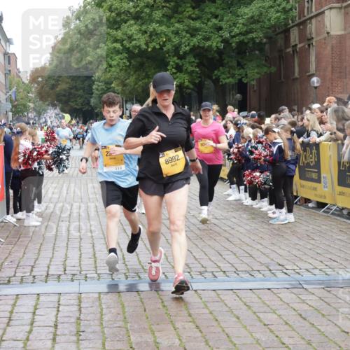 13.09.2026 - Kiel Lauf Yannick Fuchs http://msf.ph/oto/10460355 13.09.2026 09:52:25 Ziel 180, 2157, 2924, 4666, 5032, 6679, 6867, 7719, 7742, 8992, 10746, 11130, 803, 896, 1100, 1899, 3476, 3832, 4132, 4166, 4230, 4883, 6471, 6625, 7007, 7347, 7494, 8729, 9616, 10048, 10371, 10620, 11300, 11444, 11445, 11580, 11832, 11834, 12068, 12630, 918, 919, 1092, 4412, 5736, 6432, 6601, 7867, 8068, 9345, 9892, 10259, 10280, 10798, 12282, 803, 1309, 1967, 1999, 2002, 4230, 6188, 7007, 7302, 9829, 11834 meine-sportfotos.de