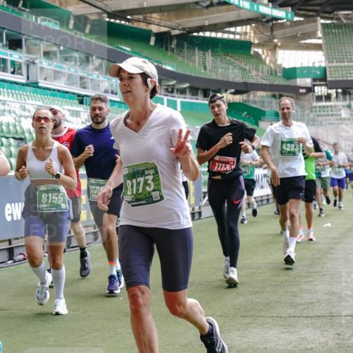 13.09.2026 - 21. swb-Marathon Bremen Michael Burmester http://msf.ph/oto/10460357 13.09.2026 13:12:08 Laufen im Stadion 118, 265, 373, 514, 581, 703, 843, 933, 984, 1113, 1226, 1286, 1334, 1435, 1849, 1851, 1936, 1952, 2005, 2248, 2264, 2281, 2299, 2330, 2336, 2353, 2375, 2377, 2398, 2426, 2443, 2478, 2505, 2531, 2589, 2659, 2669, 2673, 2684, 2765, 2784, 2804, 2815, 2822, 2836, 2850, 2860, 2895, 2907, 2963, 2966, 2975, 2976, 3026, 3027, 3079, 3082, 3143, 3155, 3159, 3174, 3207, 3293, 3308, 3328, 3349, 3352, 3409, 3434, 3549, 551 meine-sportfotos.de