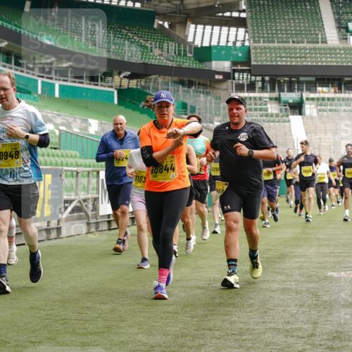 13.09.2026 - 21. swb-Marathon Bremen Michael Burmester http://msf.ph/oto/10460391 13.09.2026 10:34:14 Laufen im Stadion 10018, 10067, 10078, 10147, 10157, 10166, 10177, 10184, 10185, 10211, 10236, 10240, 10254, 10297, 10300, 10355, 10356, 10367, 10368, 10369, 10374, 10379, 10383, 10394, 10408, 10415, 10423, 10428, 10460, 10485, 10494, 10530, 10559, 10578, 10604, 10639, 10668, 10669, 10673, 10677, 10687, 10691, 10699, 10700, 10728, 10745, 10749, 10750, 10772, 10787, 10788, 10794, 10809, 10828, 10857, 10914, 10928, 11126, 11162, 11343, 11803, 11965, 10146, 10222 meine-sportfotos.de