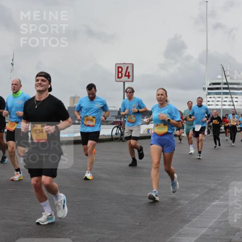 13.09.2026 - Kiel Lauf Andreas Tolksdorf http://msf.ph/oto/10460431 13.09.2026 12:01:16 Kiellinie 1681, 4134, 4, 9735, 9953, 3 meine-sportfotos.de