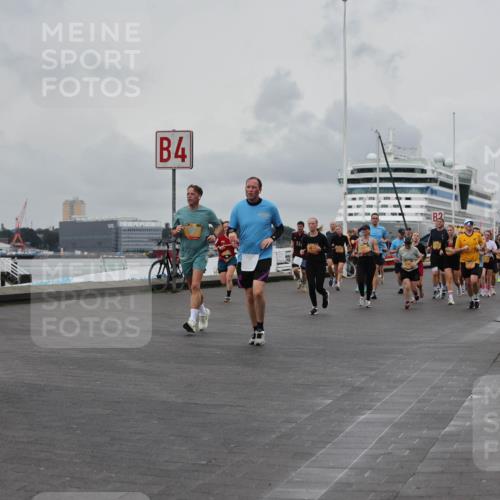 13.09.2026 - Kiel Lauf Andreas Tolksdorf http://msf.ph/oto/10460476 13.09.2026 12:01:18 Kiellinie 4, 3 meine-sportfotos.de