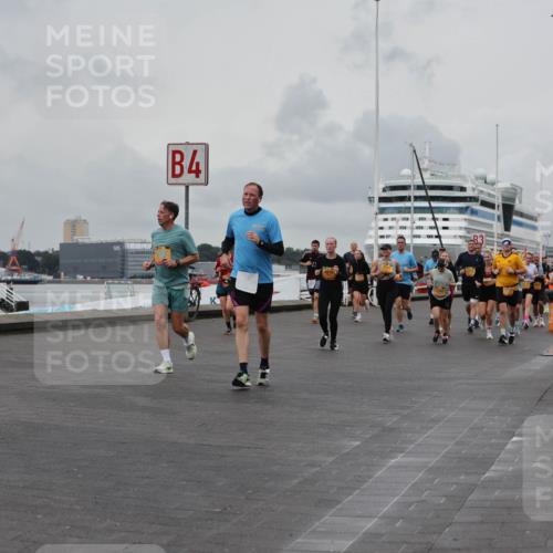 13.09.2026 - Kiel Lauf Andreas Tolksdorf http://msf.ph/oto/10460507 13.09.2026 12:01:19 Kiellinie 4 meine-sportfotos.de