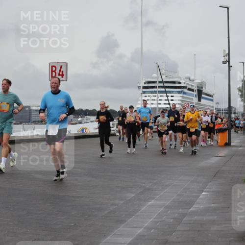 13.09.2026 - Kiel Lauf Andreas Tolksdorf http://msf.ph/oto/10460554 13.09.2026 12:01:20 Kiellinie 4, 3 meine-sportfotos.de