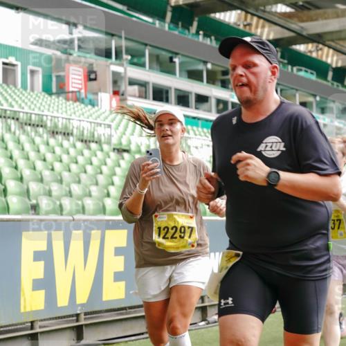 13.09.2026 - 21. swb-Marathon Bremen Michael Burmester http://msf.ph/oto/10460562 13.09.2026 10:34:17 Laufen im Stadion 10018, 10067, 10078, 10147, 10157, 10166, 10177, 10184, 10185, 10211, 10236, 10240, 10254, 10297, 10300, 10355, 10356, 10367, 10368, 10369, 10374, 10379, 10383, 10394, 10408, 10415, 10423, 10428, 10460, 10485, 10494, 10530, 10559, 10578, 10604, 10639, 10668, 10669, 10673, 10677, 10687, 10691, 10699, 10700, 10728, 10745, 10749, 10750, 10772, 10787, 10788, 10794, 10809, 10828, 10857, 10914, 10928, 11126, 11162, 11343, 11803, 11965, 10146, 10222 meine-sportfotos.de