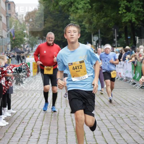 13.09.2026 - Kiel Lauf Yannick Fuchs http://msf.ph/oto/10460567 13.09.2026 09:52:42 Ziel 291, 918, 919, 1092, 1395, 4412, 4671, 6601, 7394, 7867, 8068, 9345, 9565, 10280, 10798, 12258, 12282, 180, 2157, 2924, 3476, 3832, 4166, 4666, 4883, 5032, 5736, 6432, 6471, 6625, 6679, 6867, 7347, 7494, 7719, 7742, 8992, 9892, 10259, 10371, 10620, 10746, 11130, 11580, 12068, 70, 3205, 3581, 6241, 6613, 6845, 7226, 8851, 9707, 12417, 12468, 896, 1899, 4132, 4883, 6471, 6625, 8729, 9616, 11300, 11444, 11580 meine-sportfotos.de