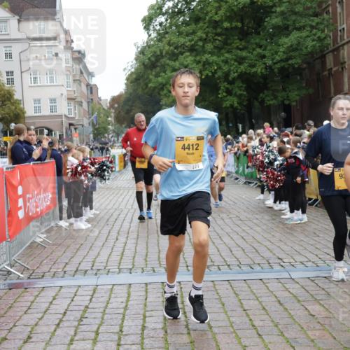 13.09.2026 - Kiel Lauf Yannick Fuchs http://msf.ph/oto/10460600 13.09.2026 09:52:43 Ziel 291, 918, 919, 1092, 1395, 4412, 4671, 6601, 7394, 7867, 8068, 8851, 9345, 9565, 10280, 10798, 12258, 12282, 180, 2157, 2924, 3476, 3832, 4166, 4666, 4883, 5032, 5736, 6432, 6471, 6625, 6679, 6867, 7347, 7494, 7719, 7742, 8992, 9892, 10259, 10371, 10620, 10746, 11130, 11580, 12068, 12282, 70, 175, 3205, 3581, 6241, 6613, 6845, 7226, 9707, 12417, 12468, 896, 1899, 4132, 4166, 4883, 6471, 6625, 8729, 9616, 11300, 11444, 11580, 12068 meine-sportfotos.de