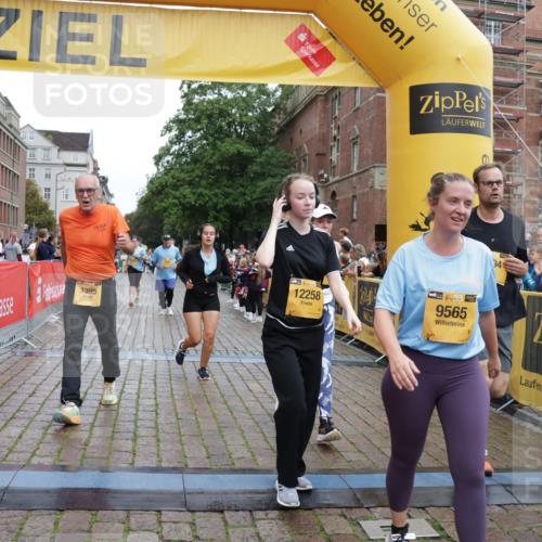 13.09.2026 - Kiel Lauf Yannick Fuchs http://msf.ph/oto/10460764 13.09.2026 09:52:52 Ziel 291, 1092, 1395, 3581, 4671, 6241, 6613, 6845, 7394, 8068, 8851, 9565, 10280, 10798, 12258, 180, 918, 919, 1092, 2157, 2924, 4412, 5032, 5736, 6432, 6601, 6679, 7719, 7742, 7867, 8992, 9345, 9892, 10259, 10746, 11130, 12282, 70, 175, 2399, 3205, 7140, 7226, 7495, 9707, 10275, 12417, 12468, 180, 3476, 3832, 4166, 4666, 6471, 6867, 7347, 7494, 7719, 10371, 10620, 11130, 12068 meine-sportfotos.de