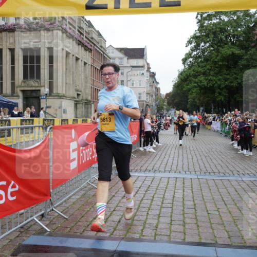 13.09.2026 - Kiel Lauf Yannick Fuchs http://msf.ph/oto/10460813 13.09.2026 09:52:56 Ziel 70, 291, 1395, 3205, 3581, 4671, 6241, 6613, 6845, 7394, 8851, 9565, 12258, 12417, 12468, 291, 918, 919, 1092, 2157, 2924, 4412, 5032, 5736, 6432, 6601, 6679, 7742, 7867, 8068, 8992, 9345, 9565, 9892, 10259, 10280, 10746, 10798, 12258, 12282, 175, 2399, 7140, 7226, 7495, 9707, 10275, 11312, 180, 2924, 3832, 4666, 5032, 6867, 7347, 7719, 8992, 10746, 11130 meine-sportfotos.de