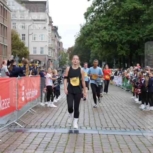 13.09.2026 - Kiel Lauf Yannick Fuchs http://msf.ph/oto/10460854 13.09.2026 09:53:00 Ziel 70, 175, 3205, 3581, 6241, 6613, 6845, 7226, 9707, 12417, 12468, 291, 918, 919, 1092, 1395, 2157, 4412, 4671, 5736, 6432, 6601, 6679, 7394, 7742, 7867, 8068, 8851, 9345, 9565, 9892, 10259, 10280, 10798, 12258, 12282, 2058, 2399, 7140, 7143, 7495, 9568, 10275, 11312, 180, 2157, 2924, 5032, 6679, 7719, 7742, 8992, 10746, 11130 meine-sportfotos.de