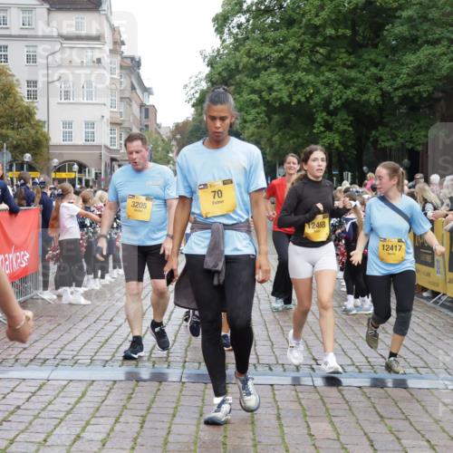 13.09.2026 - Kiel Lauf Yannick Fuchs http://msf.ph/oto/10460877 13.09.2026 09:53:04 Ziel 70, 175, 2399, 3205, 3581, 7140, 7226, 7495, 9707, 12417, 12468, 291, 918, 919, 1092, 1395, 4412, 4671, 5736, 6241, 6432, 6601, 6613, 6845, 7394, 7867, 8068, 8851, 9345, 9565, 9892, 10259, 10280, 10798, 12258, 12282, 1718, 2058, 4920, 5779, 7143, 7552, 8260, 9568, 10275, 11312, 12493, 2157, 2924, 5736, 6432, 6679, 7742, 8992, 9892, 10259, 10746 meine-sportfotos.de
