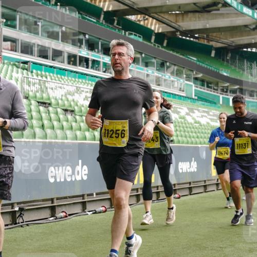 13.09.2026 - 21. swb-Marathon Bremen Michael Burmester http://msf.ph/oto/10460896 13.09.2026 10:34:20 Laufen im Stadion 10018, 10067, 10078, 10093, 10147, 10157, 10166, 10177, 10184, 10185, 10211, 10236, 10240, 10254, 10297, 10300, 10355, 10356, 10367, 10368, 10369, 10374, 10383, 10394, 10408, 10415, 10423, 10428, 10460, 10485, 10494, 10530, 10559, 10578, 10604, 10639, 10668, 10669, 10673, 10677, 10687, 10691, 10699, 10700, 10728, 10745, 10749, 10750, 10772, 10787, 10788, 10794, 10809, 10828, 10857, 10914, 10928, 11126, 11162, 11343, 11803, 11965, 10146, 10222 meine-sportfotos.de
