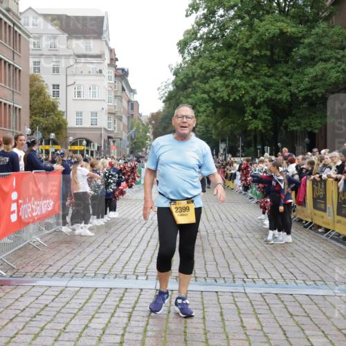 13.09.2026 - Kiel Lauf Yannick Fuchs http://msf.ph/oto/10460947 13.09.2026 09:53:09 Ziel 70, 175, 2399, 3205, 7140, 7226, 7495, 9707, 10275, 11312, 12417, 12468, 291, 918, 919, 1092, 1395, 3581, 4412, 4671, 6241, 6601, 6613, 6845, 7394, 7867, 8068, 8851, 9345, 9565, 10280, 10798, 12258, 802, 1417, 1499, 1718, 2058, 4920, 5779, 5789, 6180, 7143, 7541, 7552, 8260, 8353, 9568, 10495, 11059, 11073, 12284, 12493, 918, 919, 5736, 6432, 6601, 7742, 7867, 9892, 10259, 12282 meine-sportfotos.de