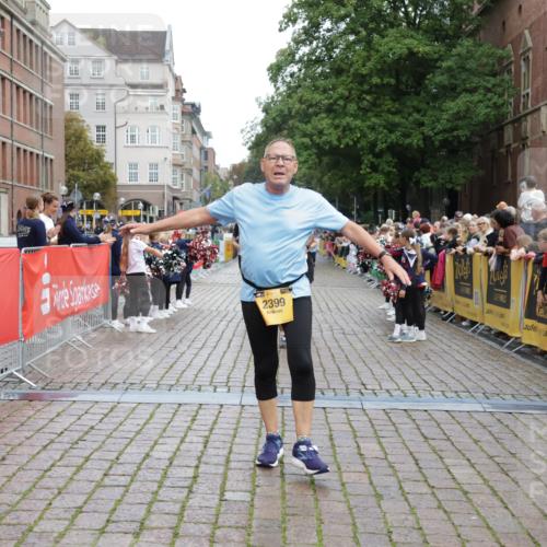 13.09.2026 - Kiel Lauf Yannick Fuchs http://msf.ph/oto/10460970 13.09.2026 09:53:10 Ziel 70, 175, 2399, 3205, 7140, 7226, 7495, 9707, 10275, 11312, 12417, 12468, 70, 291, 918, 919, 1092, 1395, 3581, 4412, 4671, 6241, 6601, 6613, 6845, 7394, 8068, 8851, 9345, 9565, 10280, 10798, 12258, 802, 1417, 1499, 1718, 2058, 2886, 4920, 5779, 5789, 6180, 7143, 7541, 7552, 8260, 8353, 9568, 10495, 11059, 11073, 12284, 12493, 918, 919, 5736, 6432, 6601, 7867, 9892, 10259, 12282 meine-sportfotos.de