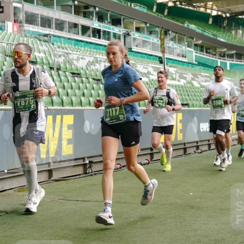 13.09.2026 - 21. swb-Marathon Bremen Michael Burmester http://msf.ph/oto/10460999 13.09.2026 12:55:05 Laufen im Stadion 161, 189, 201, 205, 385, 388, 411, 461, 472, 481, 495, 655, 666, 675, 816, 827, 854, 913, 1053, 1058, 1076, 1197, 1390, 1419, 1468, 1537, 1551, 1599, 1631, 1645, 1658, 2055, 2122, 2125, 2234, 2251, 2319, 2383, 2390, 2474, 2499, 2604, 2623, 2701, 2733, 2801, 2824, 2870, 2882, 2913, 2922, 2962, 2971, 3012, 3054, 3057, 3134, 3175, 3192, 3206, 3241, 3246, 3346, 3356, 3357, 3413, 3706, 3716, 3836, 4135, 4137, 4413, 4733, 5277, 5430, 5530, 6106, 2498, 3085 meine-sportfotos.de